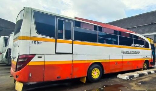 Bis Bus bumel ekonomi